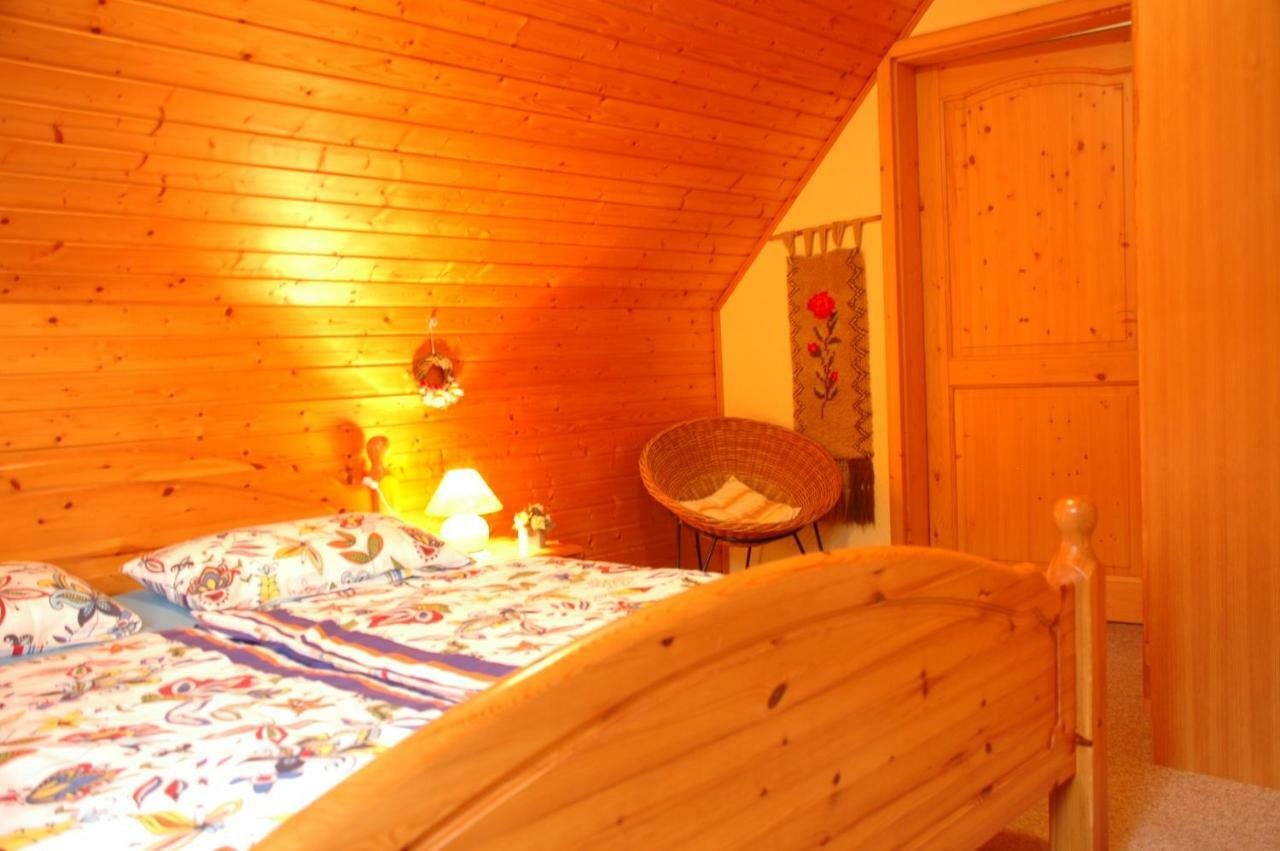 Ferienwohnungen "Gruendelrast" Prossen Bagian luar foto